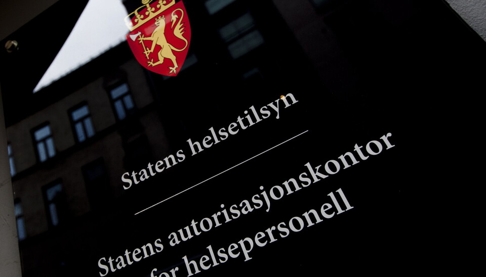 VIKARSS: Helsetilsynet har fratatt en lege som jobbet som vikar ved blant annet UNN autorisasjonen. En UNN-granskning viser at legen overså tolv alvorlig funn hos pasientene, hvorav fem av disse i dag er døde.