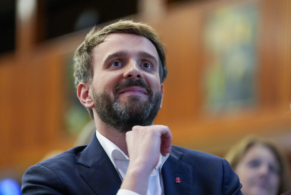 GIR MER: Helseminister Jan Christian Vestre gir to milliarder mer til sykehusene i forslaget til saldering av årets statsbudsjett. Nå skal regjeringen forhandle med budsjettpartner SV om det endelige resultatet. Foto: Terje Pedersen