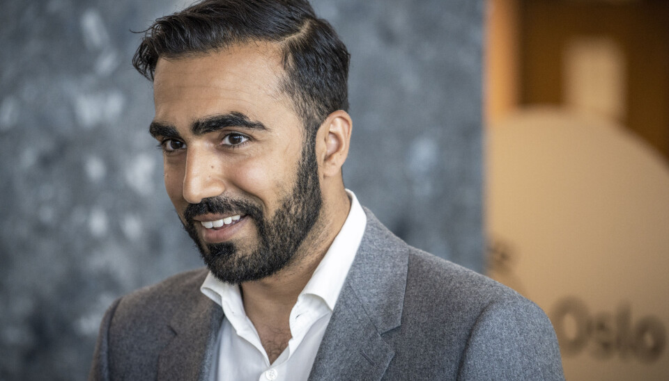 Statssekretær Usman Mushtaq (ap) kunngjorde Norges bidrag på G20-helseministermøtet i Brasil torsdag. Foto: Ole Berg-Rusten / NTB
