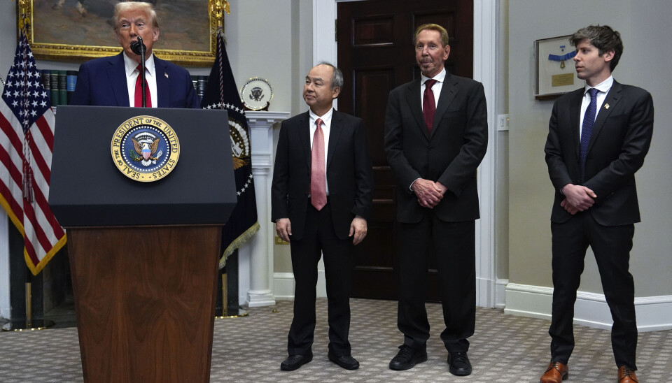 President Donald Trump (til venstre) sammen med Softbank-sjef Masayoshi Son, styreleder Larry Ellison i Oracle og OpenAI-topp Sam Altman. Foto: Julia Demaree Nikhinson / AP / NTB