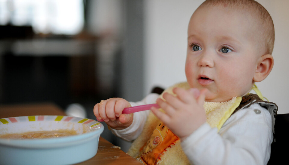 SUKKER: Det er for mye sukker og for dårlig merking av barnemat, mener Forbrukerrådet.