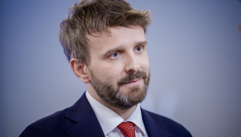 TAKKER: Helse- og omsorgsminister Jan Christian Vestre (Ap) mener at det såkalte ventetidsløftet gir resultater, og han takker alle som jobber i helsevesenet.