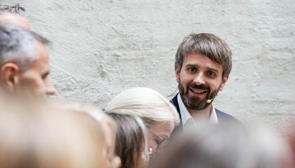 PÅ TURNÉ: Rett før sommeren presenterte helse- og omsorgsminister Jan Christian Vestre (Ap) status for ventetidsløftet med ferske tall. Nå er turneen til alle helseregionene startet.
