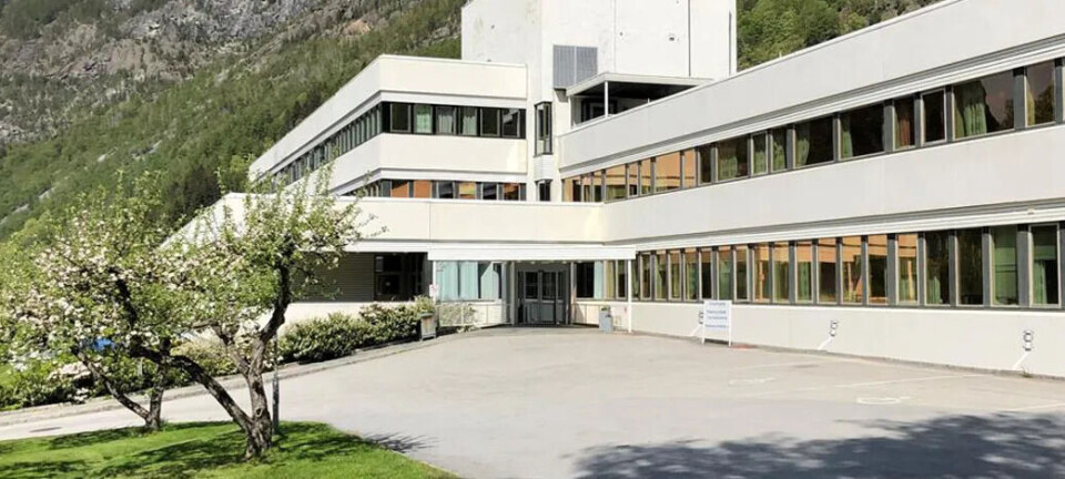 Foreslår å legge ned ortopedisk og barsel i Lærdal sjukehus