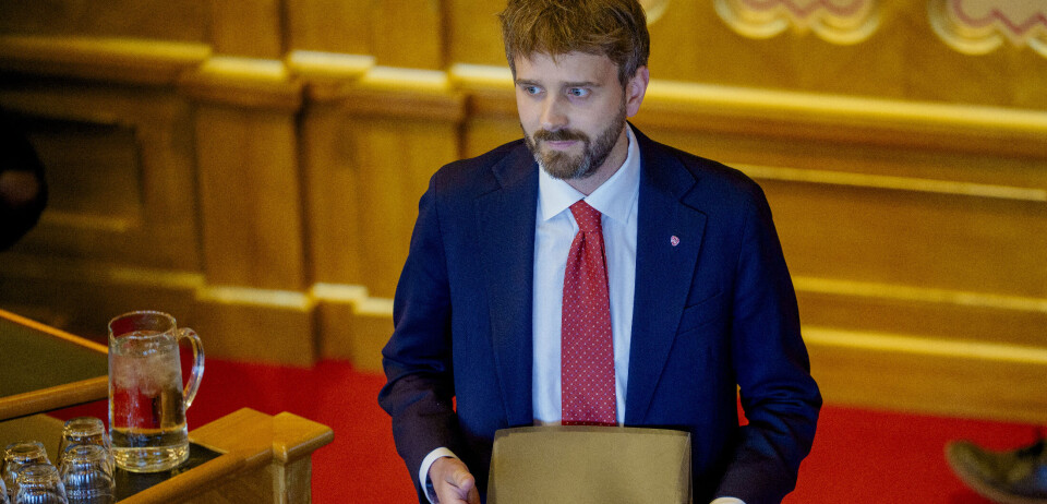 Vestre om lederlønn i spørretimen: – Jeg skjønner veldig godt at det stilles spørsmål