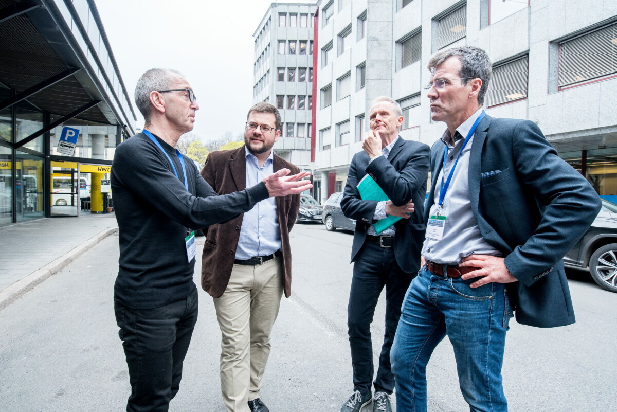 Jinsiy aloqani vaginaga ornatilgan kameradan tomosha qiling